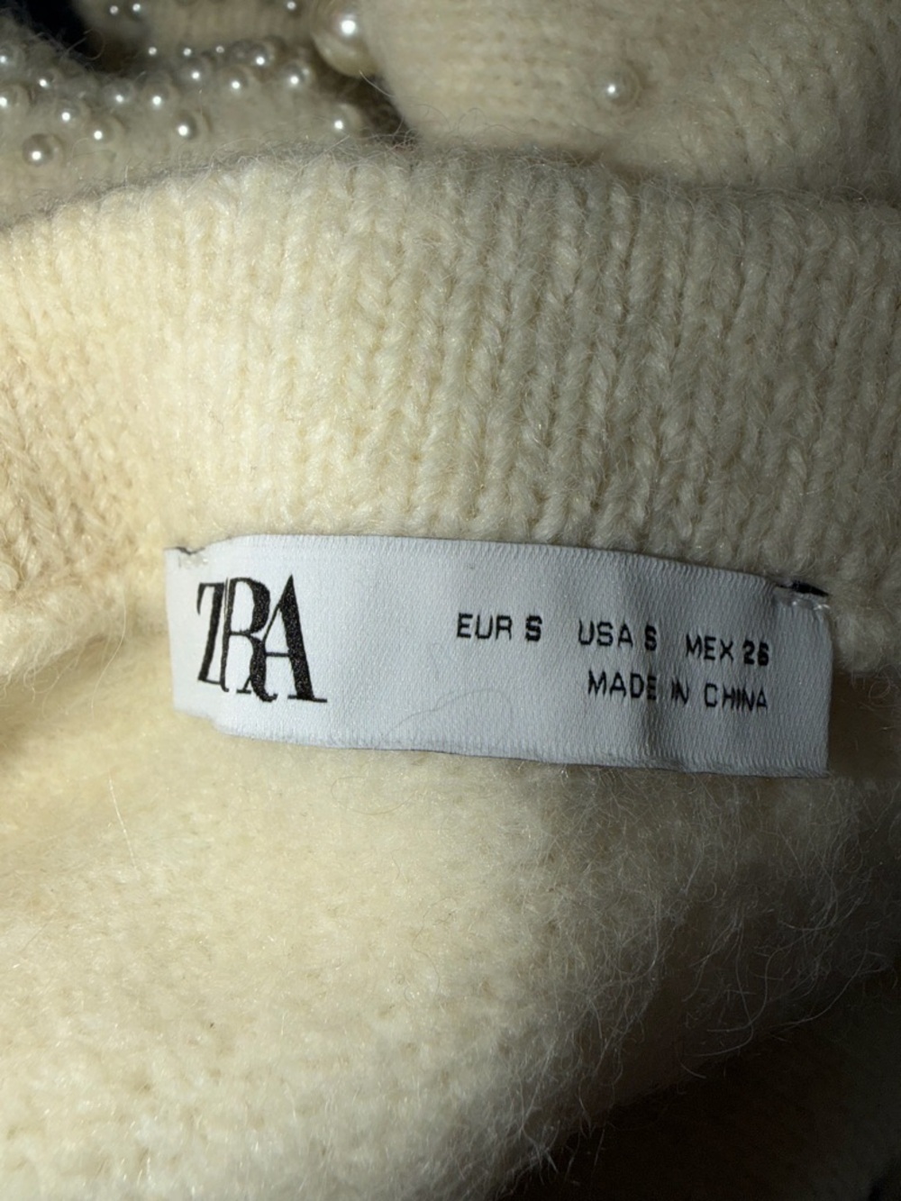 ZARA Cream Pearl Embellished Knit Mini Skirt | Soft Sweater Skirt Size S - Picture 4 of 4